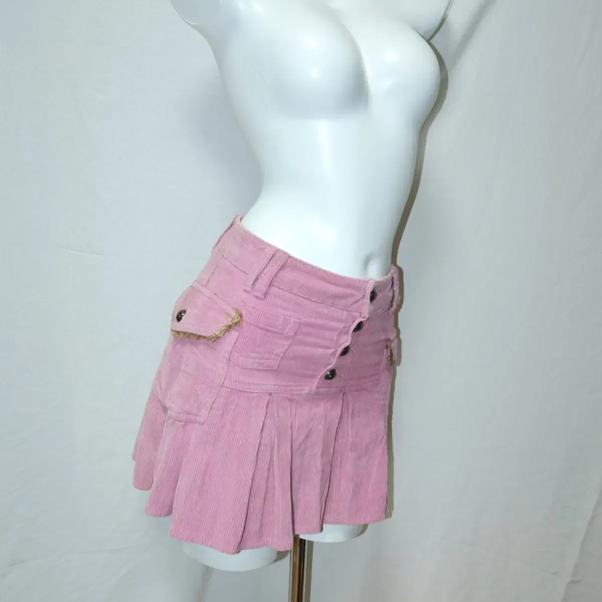 Vintage y2k pink cargo skirt