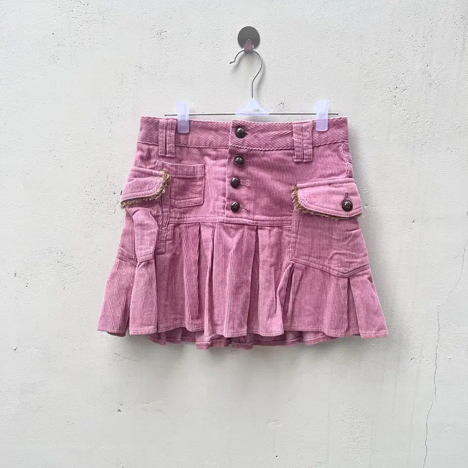 Vintage y2k pink cargo skirt