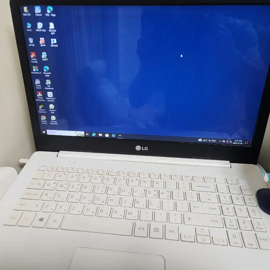 LG울트라PC 15U560