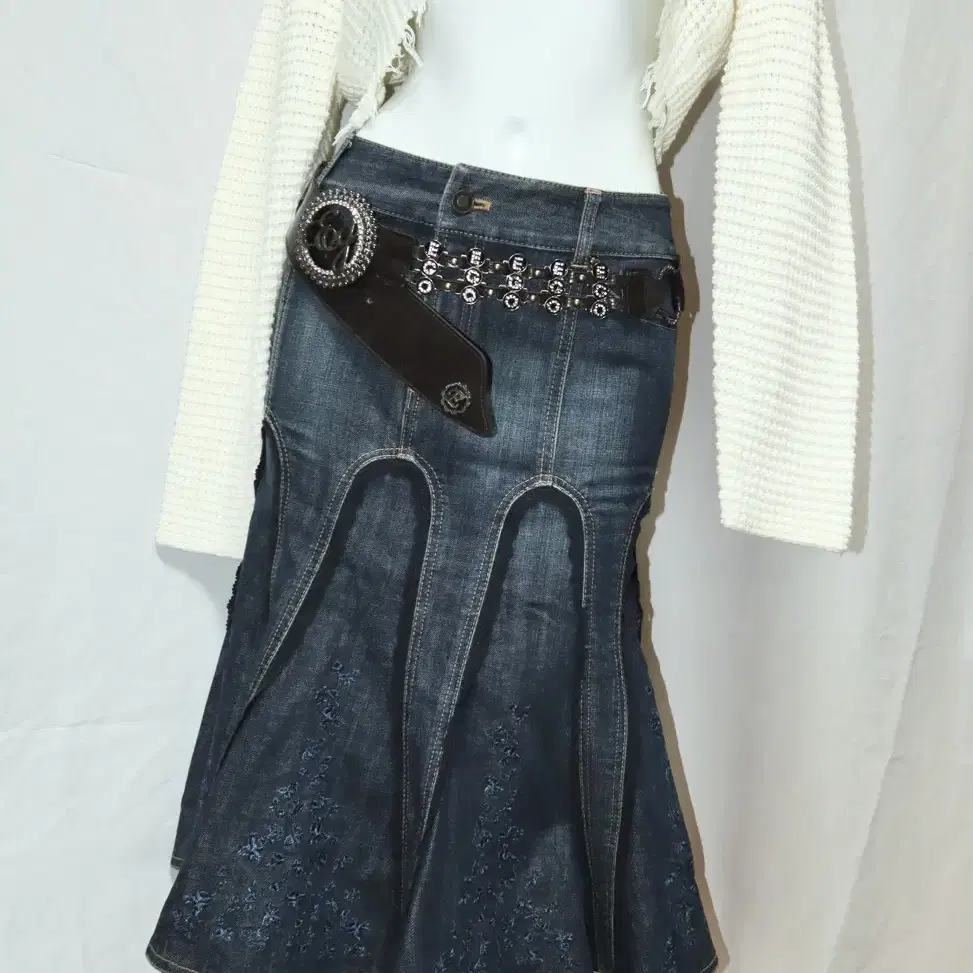 Vintage mermaid denim skirt