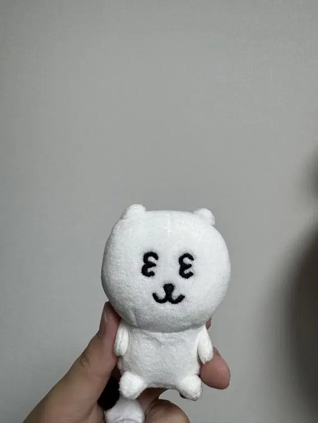 앉은 미니 농담곰 판매합니다! (옷도 같이 드려요)