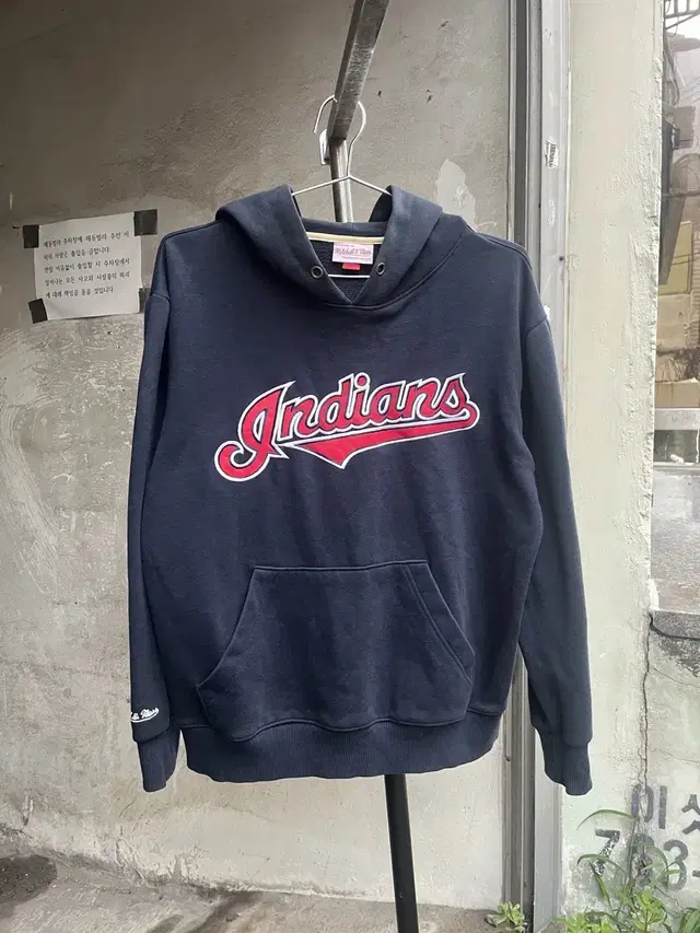 미첼앤네스 네이비 후드티셔츠 Mitchell&Ness