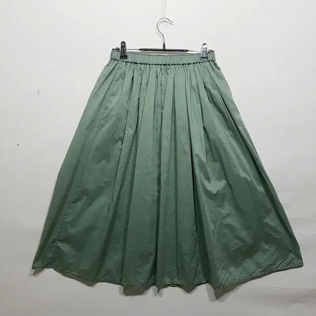 UNIQLO Banding Skirt Khaki