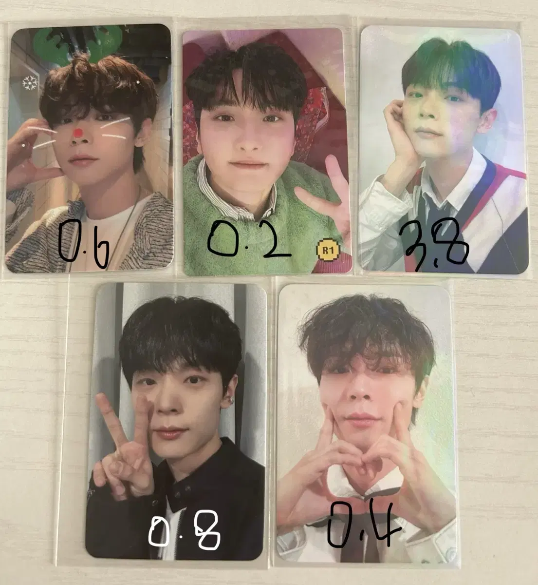 Lucy shin yechan shin gwangil photocard WTS