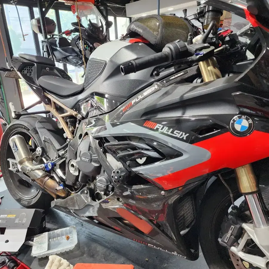 s1000rr 사제카울 팝니다