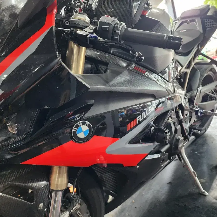 s1000rr 사제카울 팝니다