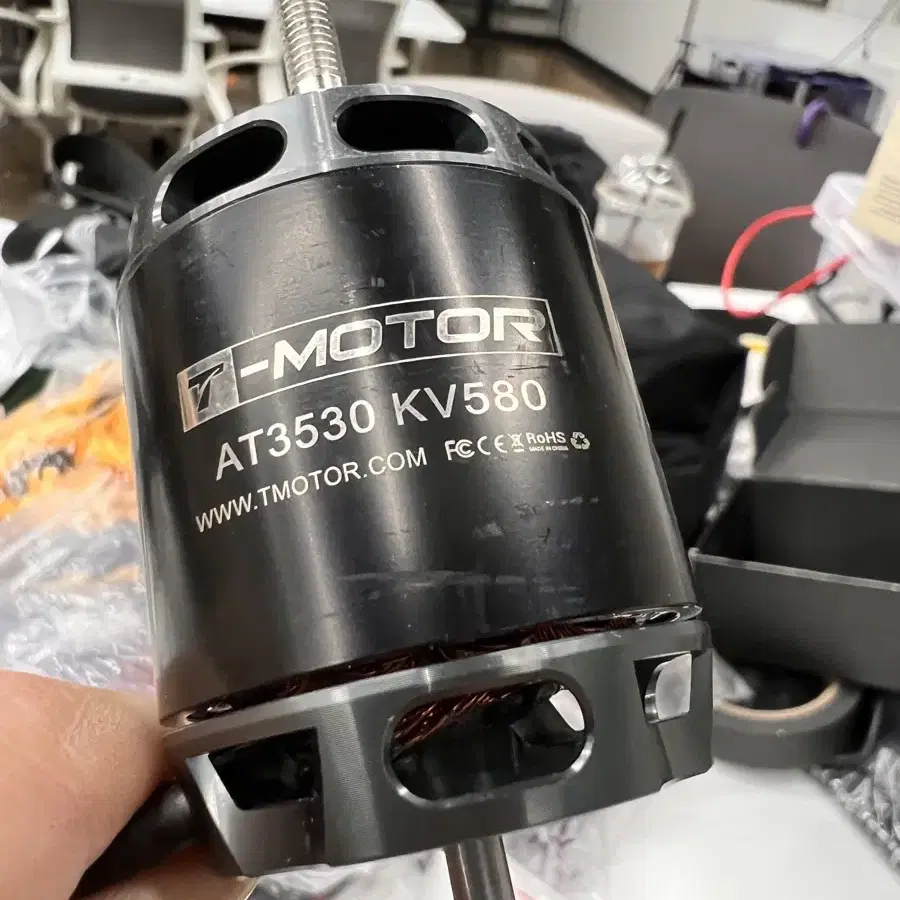 T-motor AT3530 LongShaft KV580