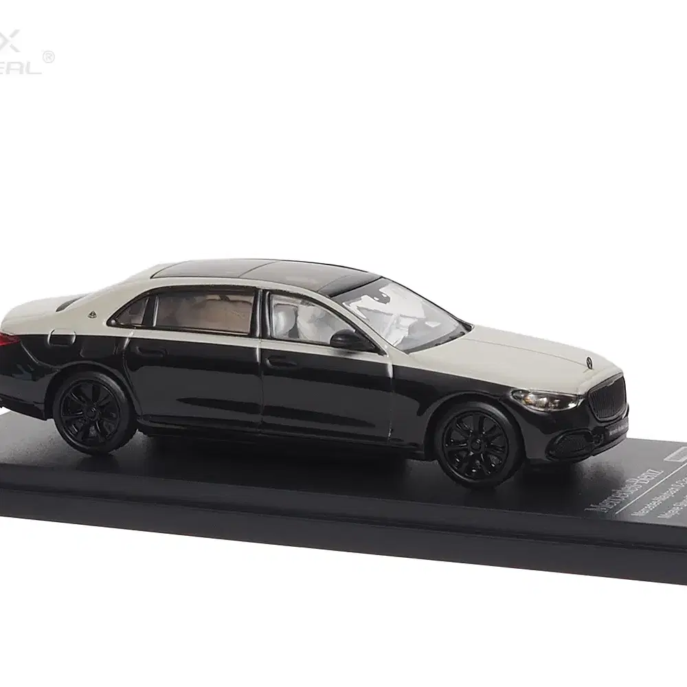 1:64 AR Box (올모스트 리얼) 메르세데스 벤츠 마이바흐 S650