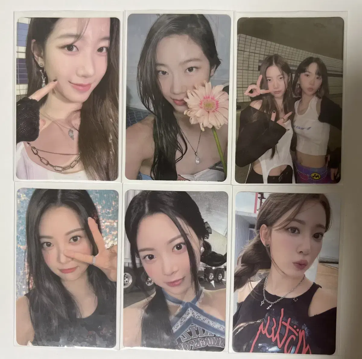 Le sserafim photocard in bulk!!