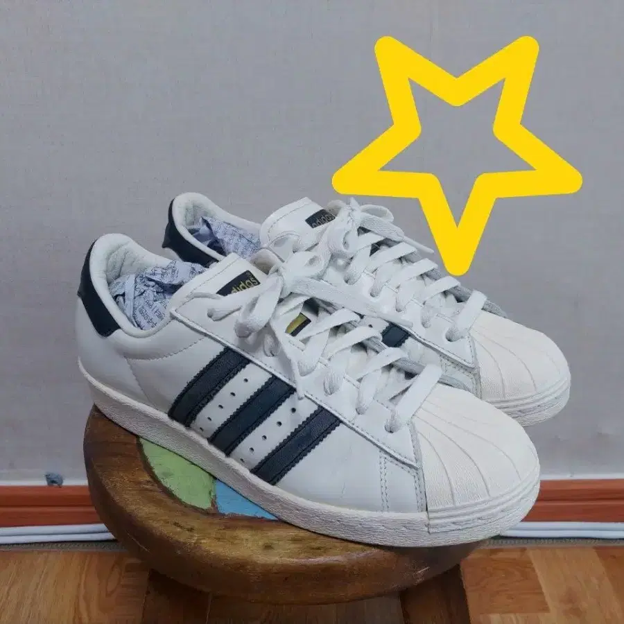 240 / ADIDAS (아디다스) 여성 빈티지 슈퍼스타 80s 운동화