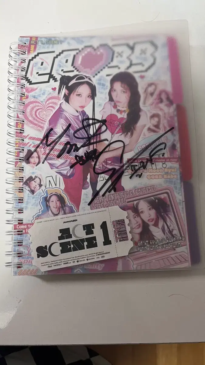 Solar, moonbyul handwritten signature album for sale!!!