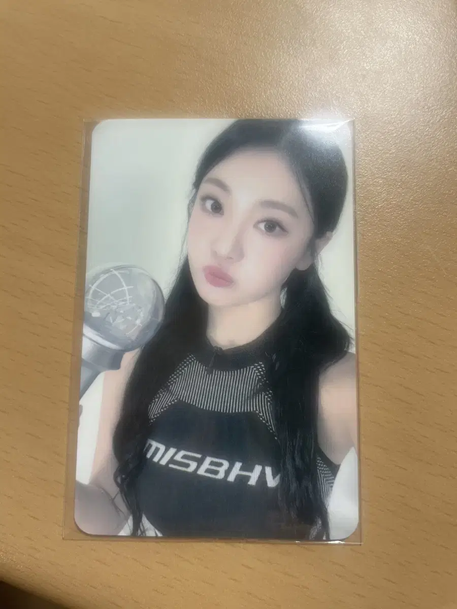 Ningning lightstick photocard