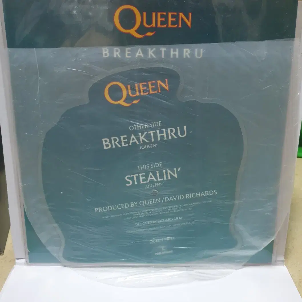 Queen Breakthru Shaped Picture Disc  퀸