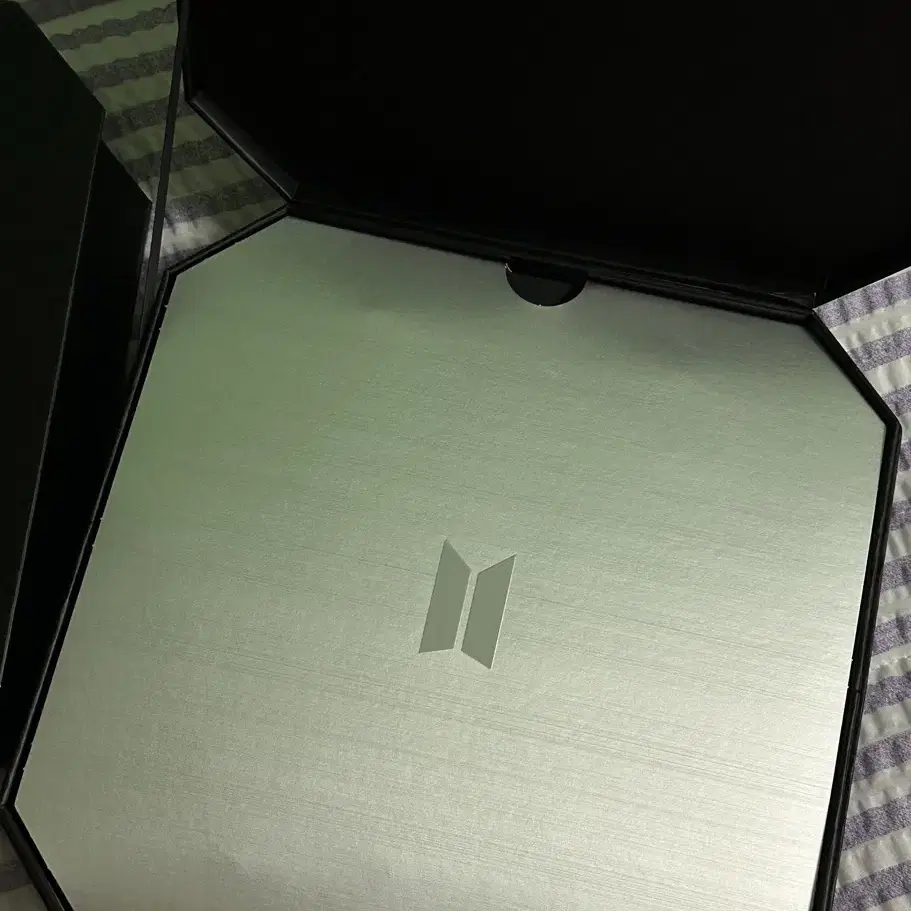 BTS 방탄소년단 데뷔 10주년 기념 메달(뷔V)