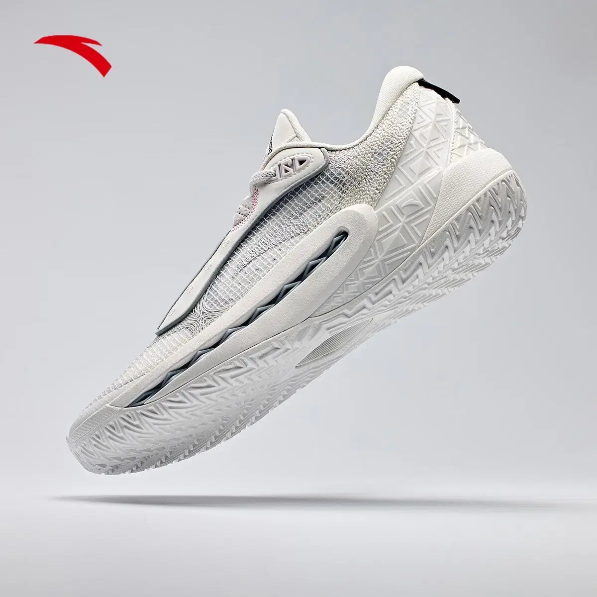 안타 ANTA Kyrie Irving Shockwave 6 White