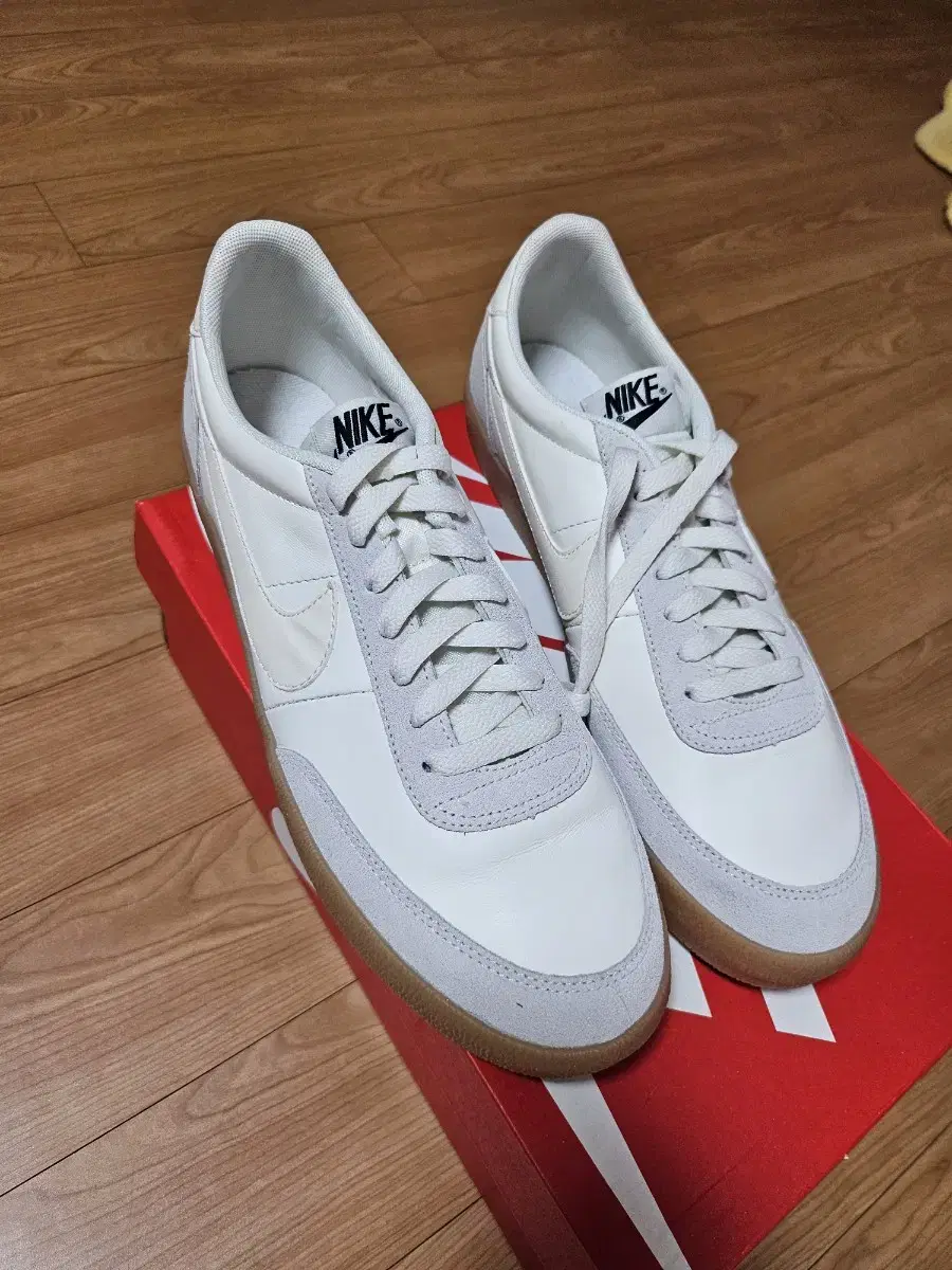 Killshot White Size 275 New