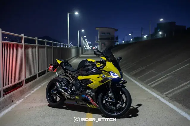 21년식 BMW S1000RR M팩 풀튠 팝니다