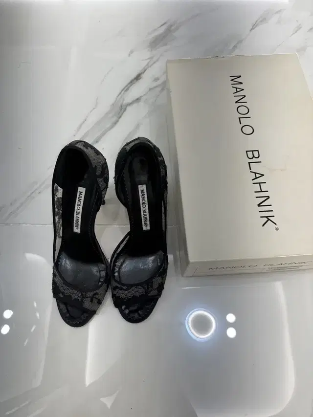 Manolo blahnik 레이스 구두