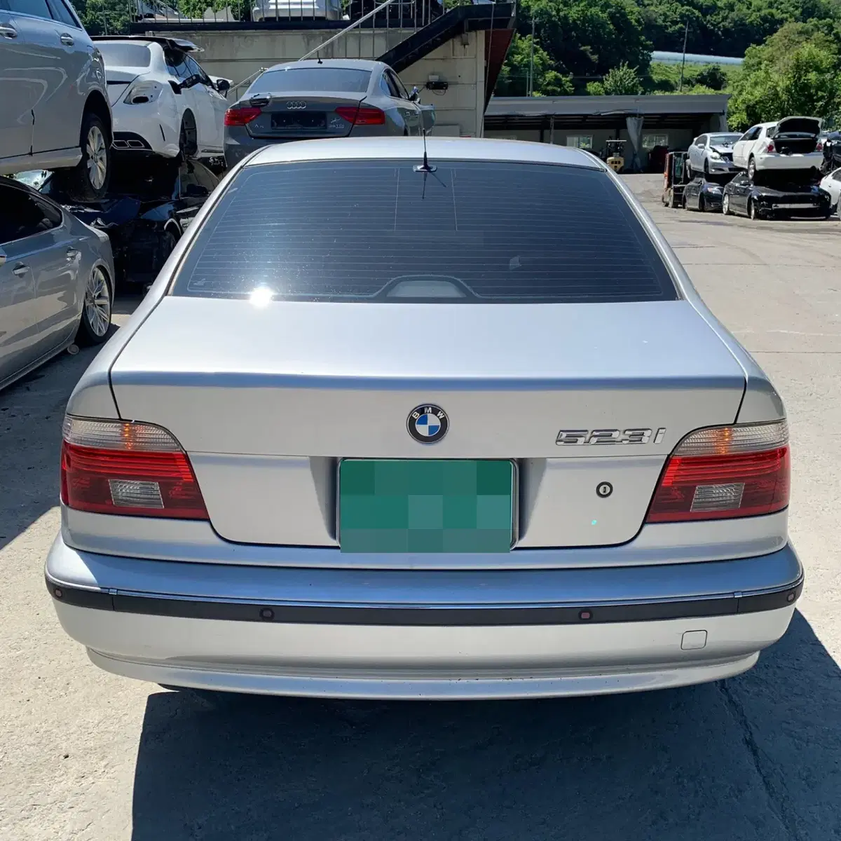 BMW 523i E39 M13168 2000년식 전기형 분해 판매합니다