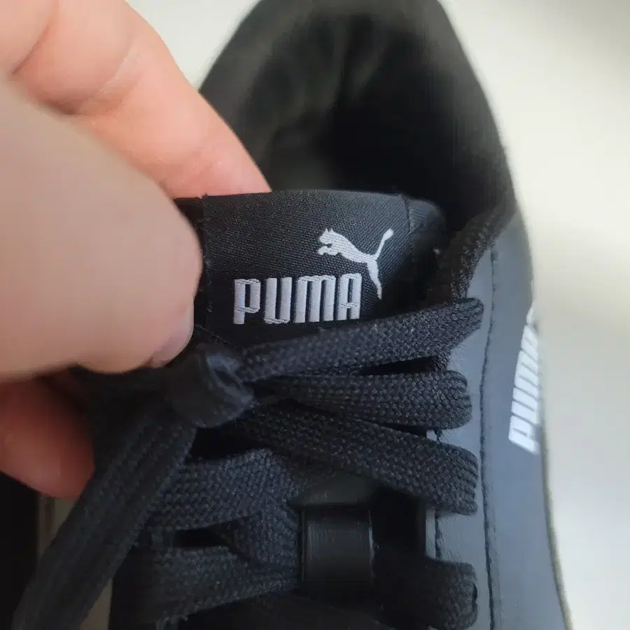 PUMA SOFTFOAM 푸마 소프트폼 가죽 스니커즈