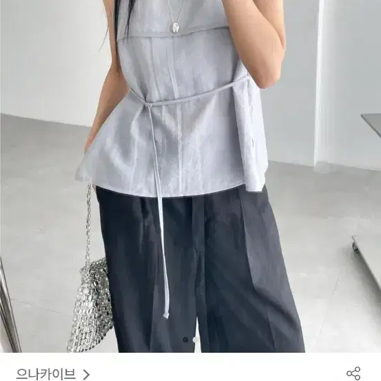 으나카이브 may linen sleeveless 팔아요