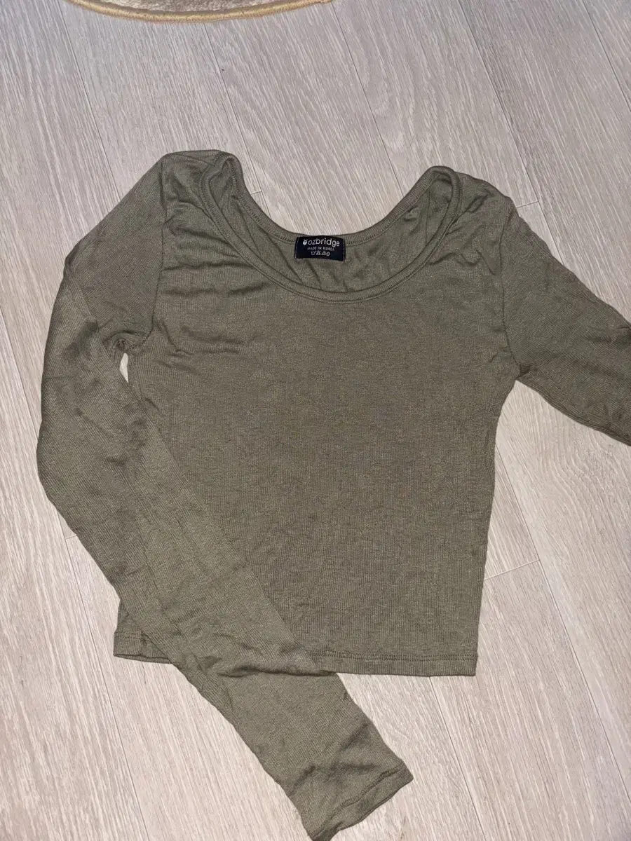 Khaki ribbed long sleeve basic tee