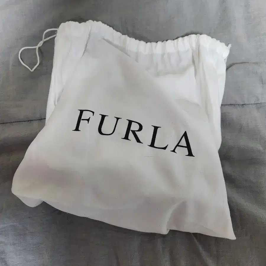 Furla 훌라 체인 크로스백 인디핑크