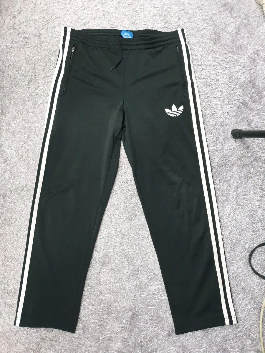 Adidas Firebird Pants Older Track Pants Black Black White 85