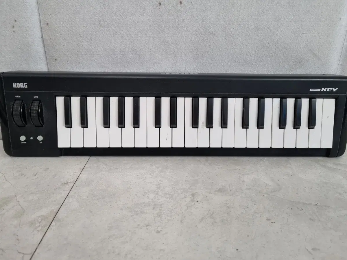 KORG MICRO KEY 37 piano for sale