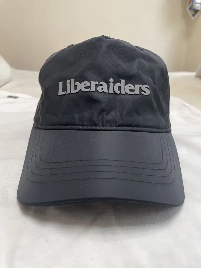 Liberaiders 나일론 볼캡(블랙)