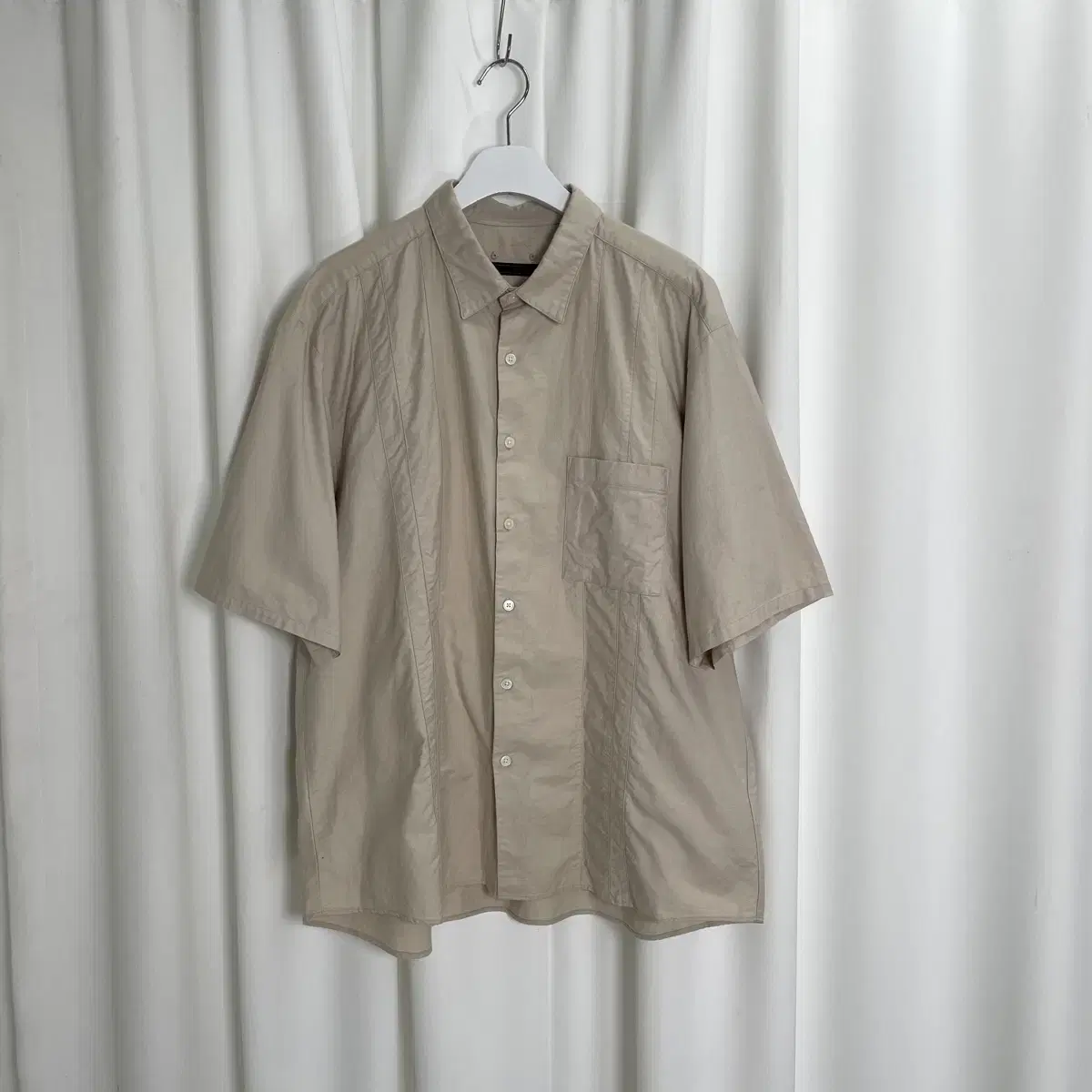 SOPHNET Beige paneled short sleeve shirt