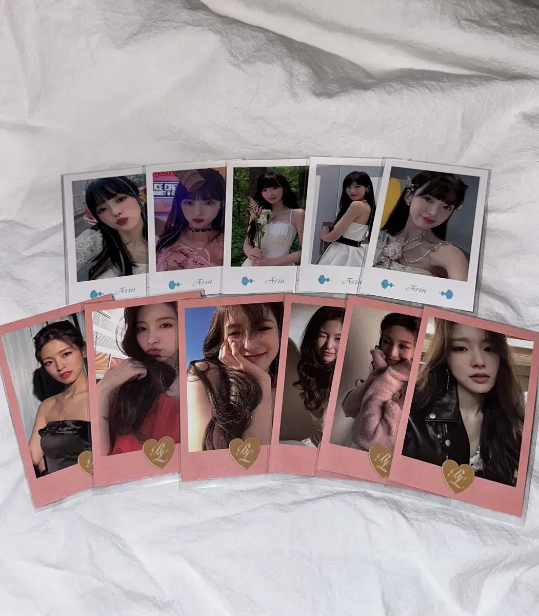 Arin polaroid photocard