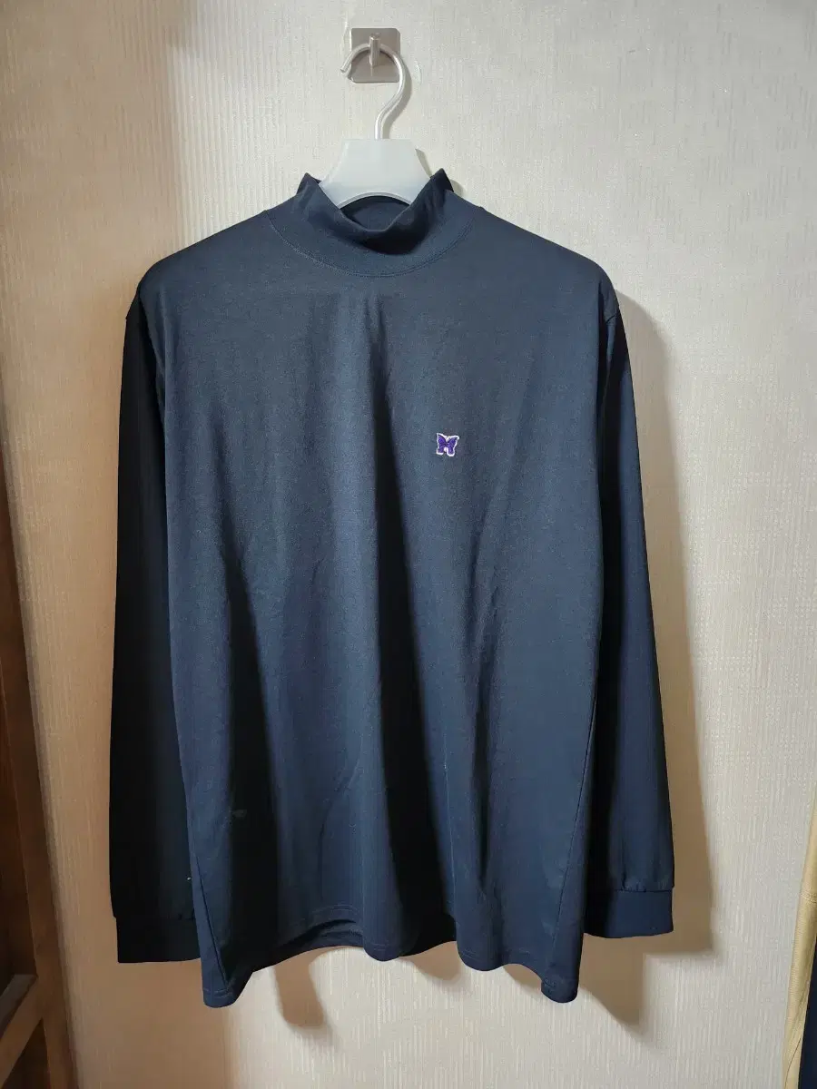 [L] Needles Long Sleeve