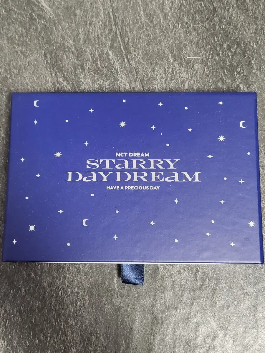 Chenle Daydream Postcard