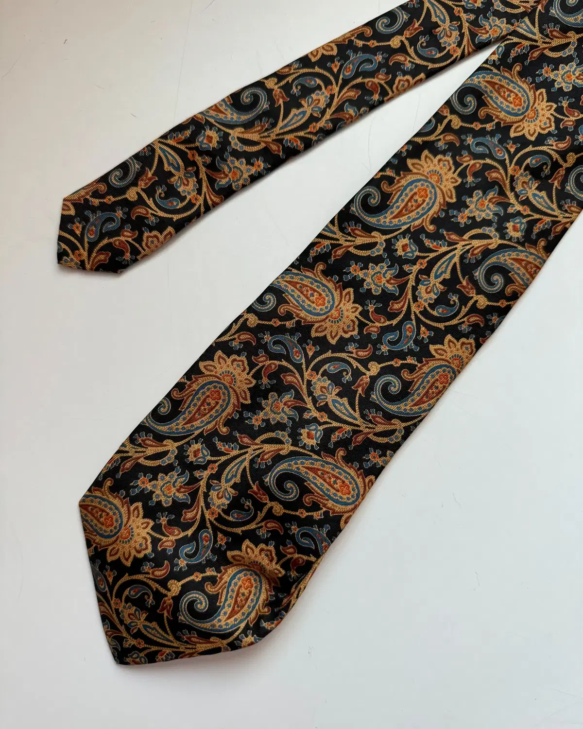 Ysl necktie