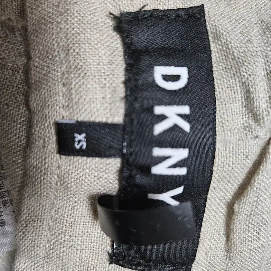 DKNY 린넨 와이드 점프수트 S