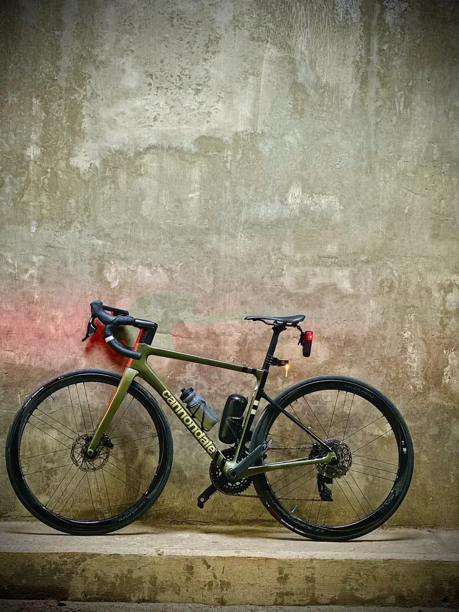 Cannondale SuperSix Evo with SRAM Red Powermeter cranks