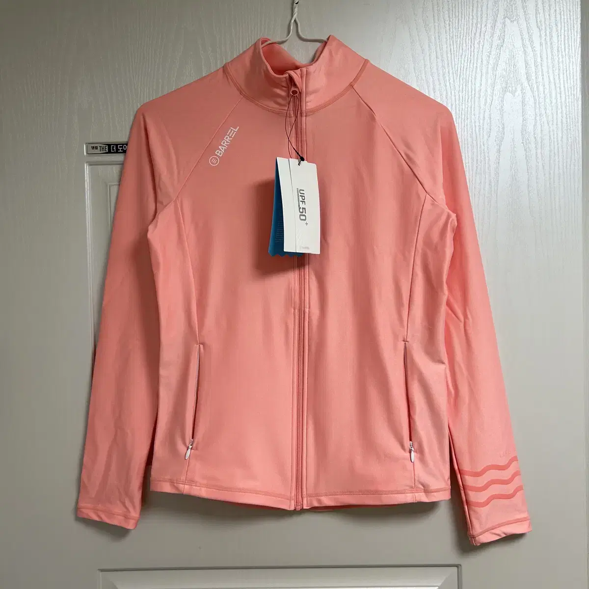 Tadalin New (Price 72K) Barrel Zip Up Rashguard Papaya S