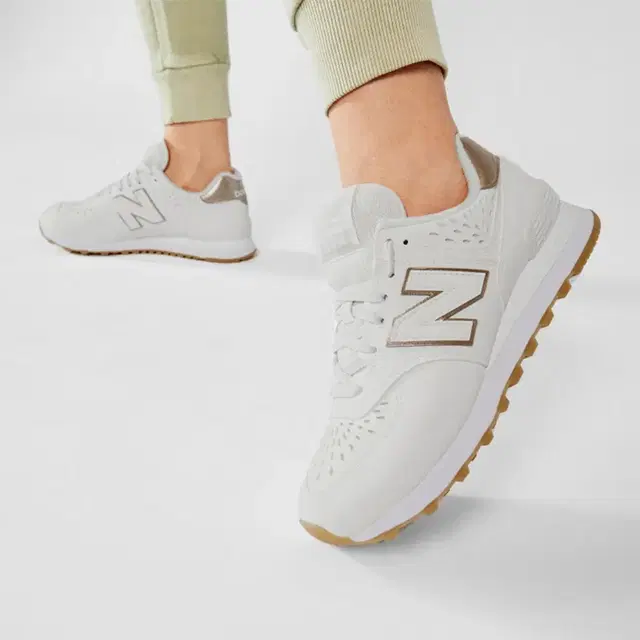 225 / NEWBALANCE (뉴발란스) 정품 여성 574 운동화