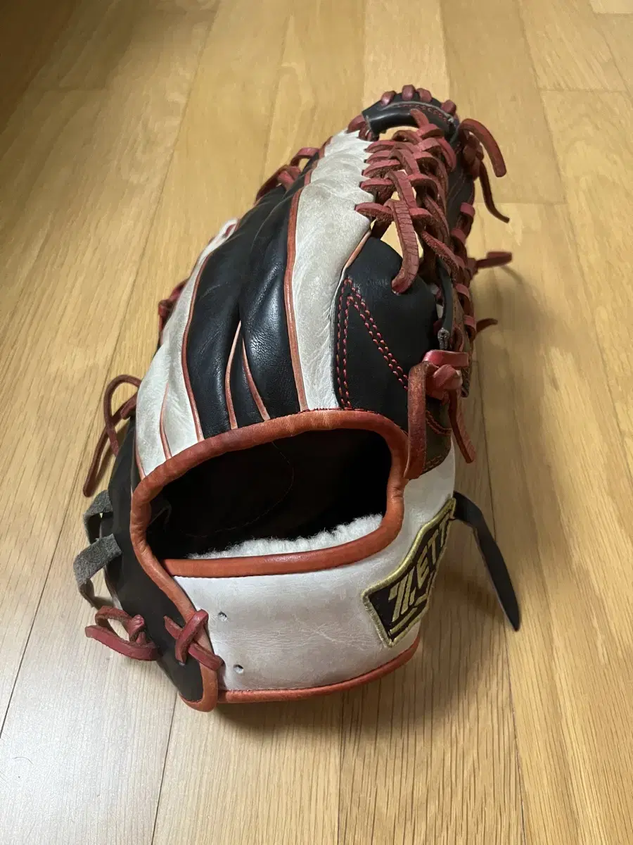 Jets outfield gloves for sale