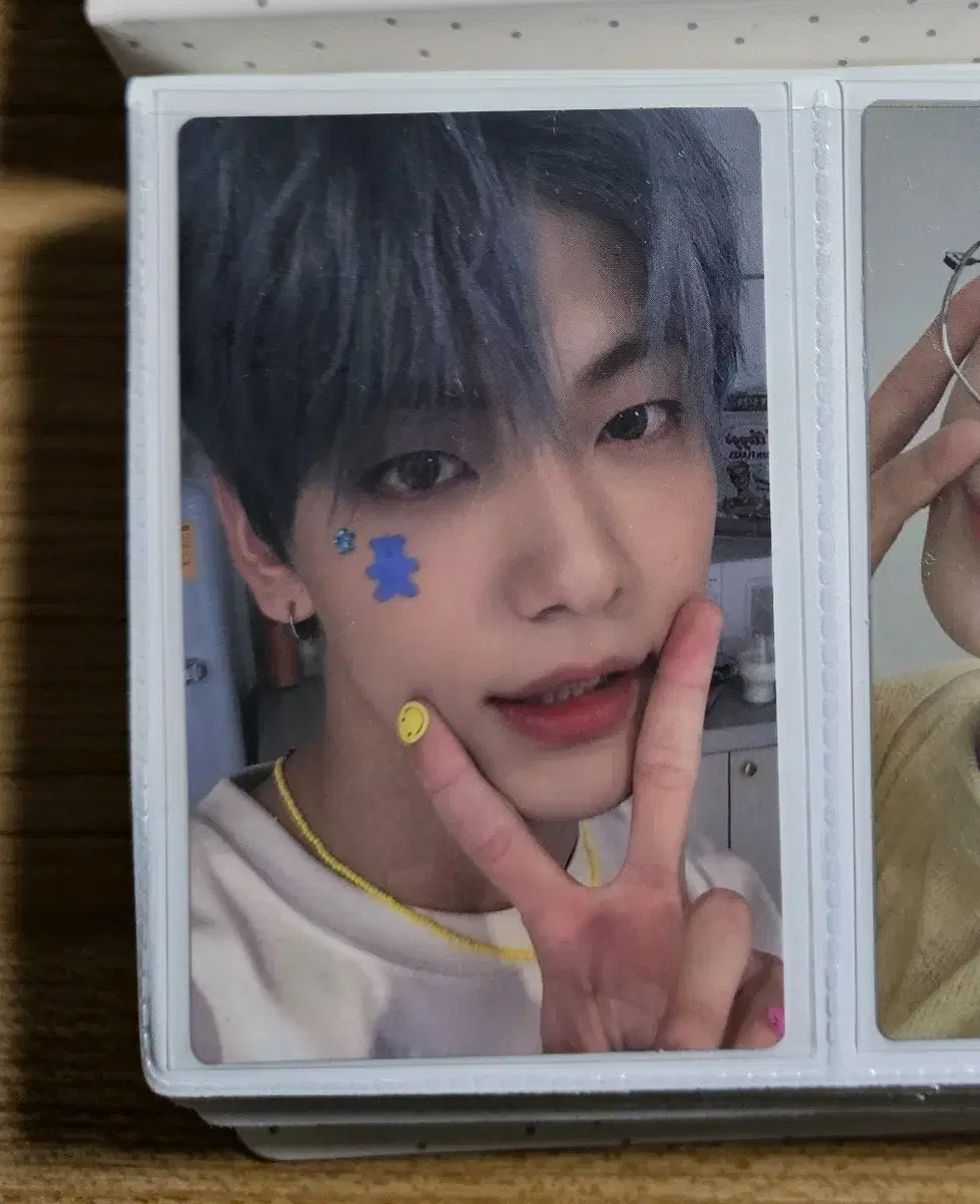 txt R Soobin photocard wts Bloo Hour