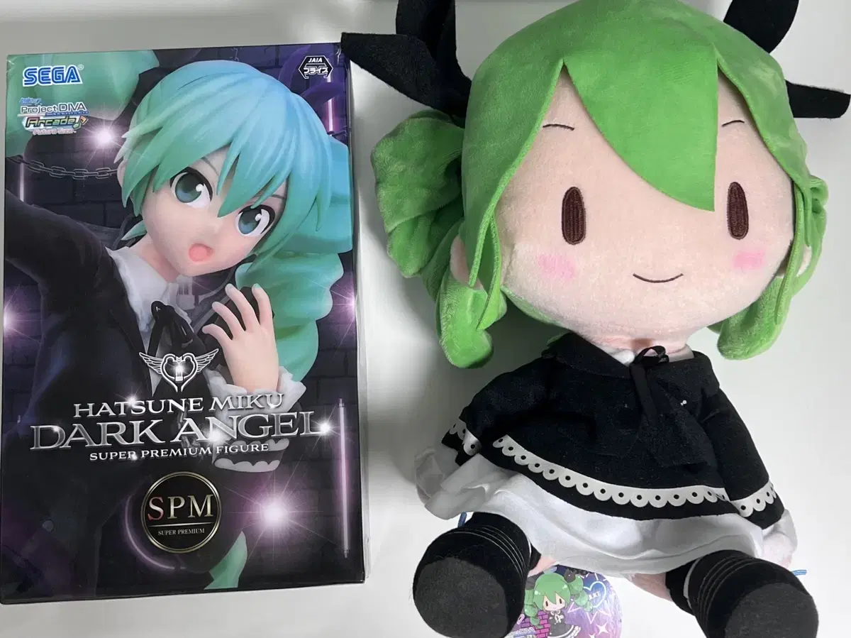 Hatsune Miku Dark Angel Figure Sister