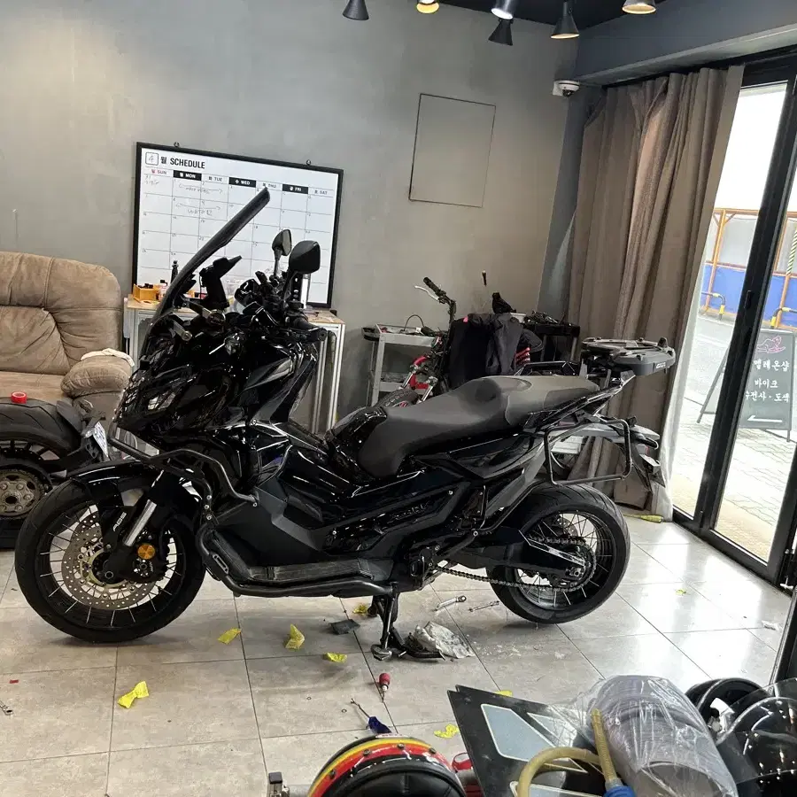 xadv750  국내한대 올블랙!!