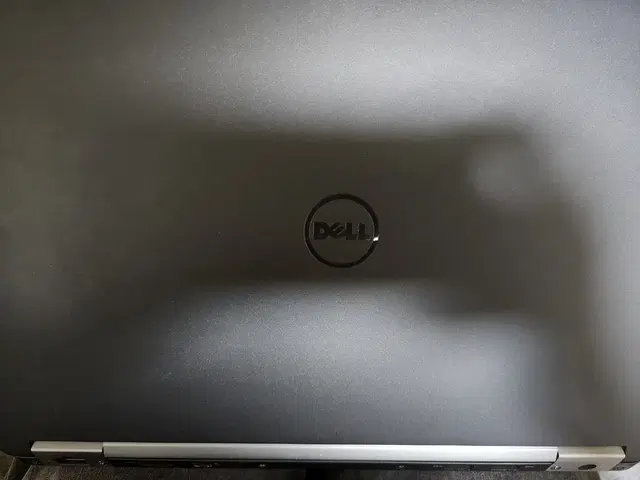 DELL Latitude E7270