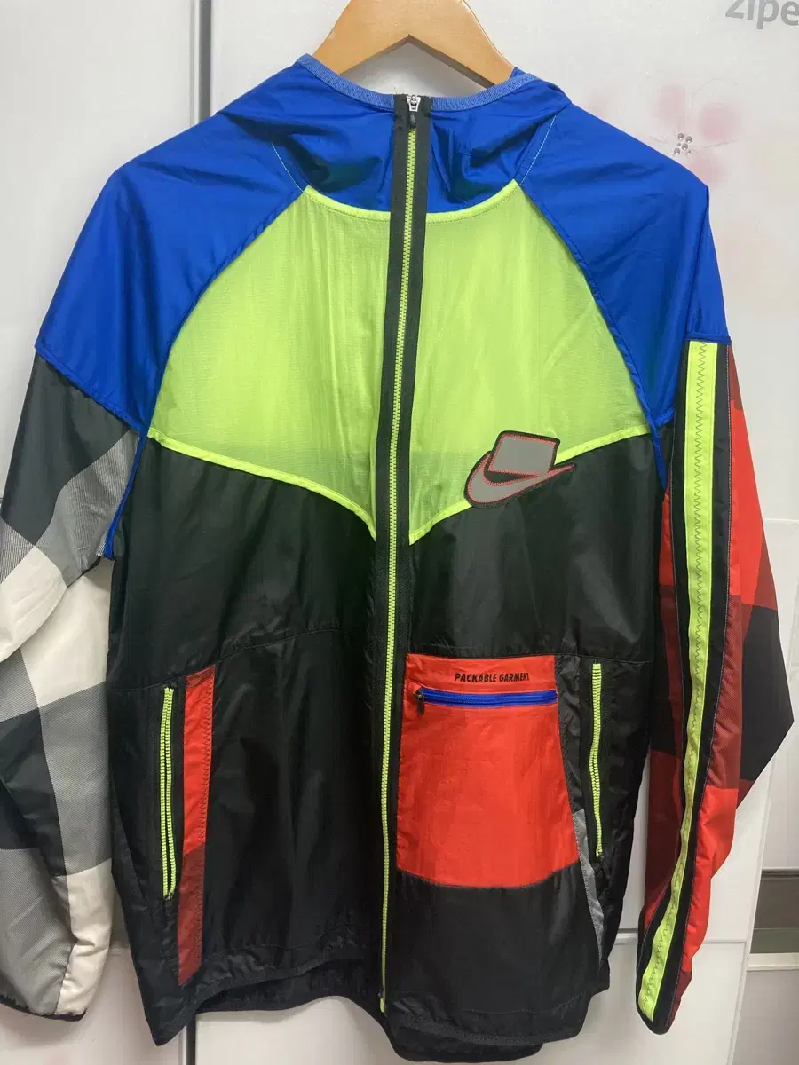 Nike Packable 105XL