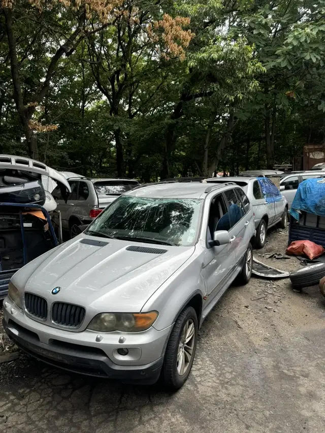 BMW X5 E53 중고부품 판매합니다