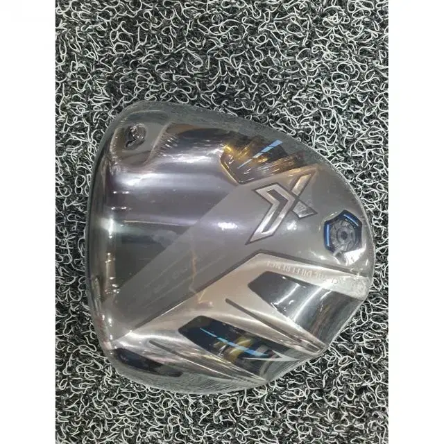 Parallel Jexio 13 X 9.5-degree driver head (shaft X).