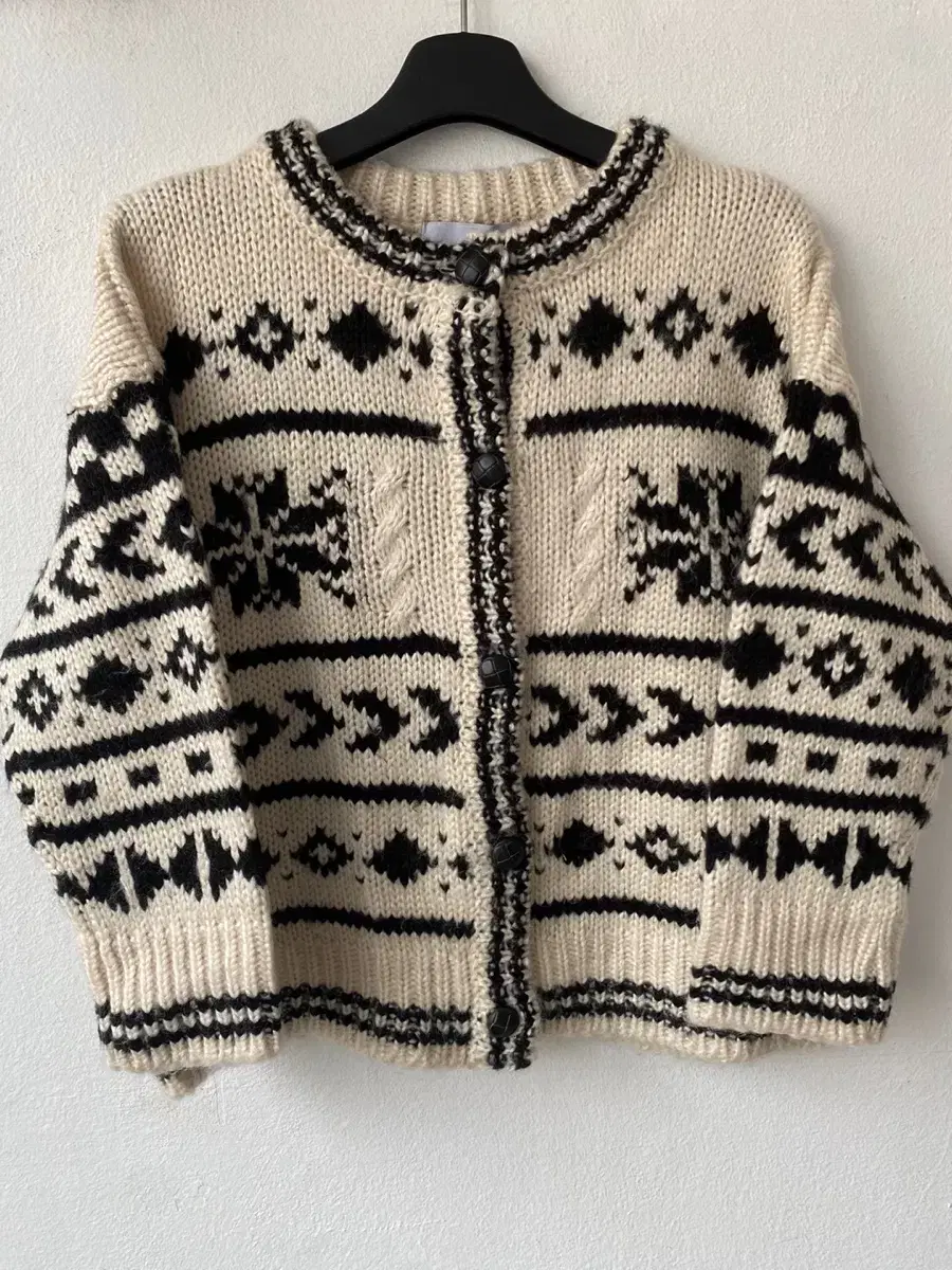 Nordic Ethnic Snowflake Round Cardigan OUR