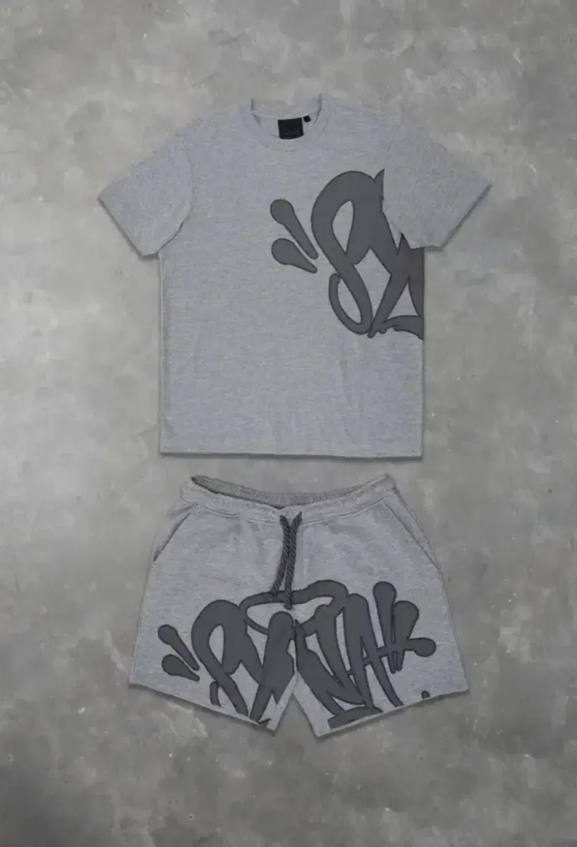 Syna world grey shorts set