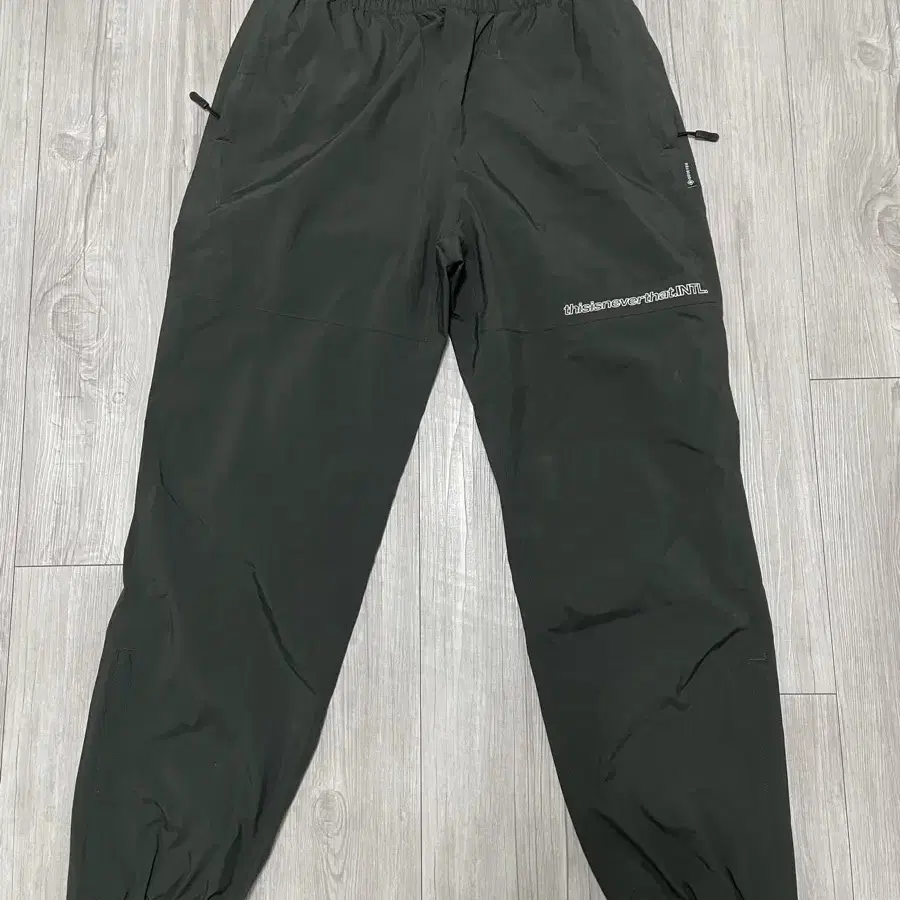 [M] 디스이즈네버댓 고어텍스 Paclite pant 블랙